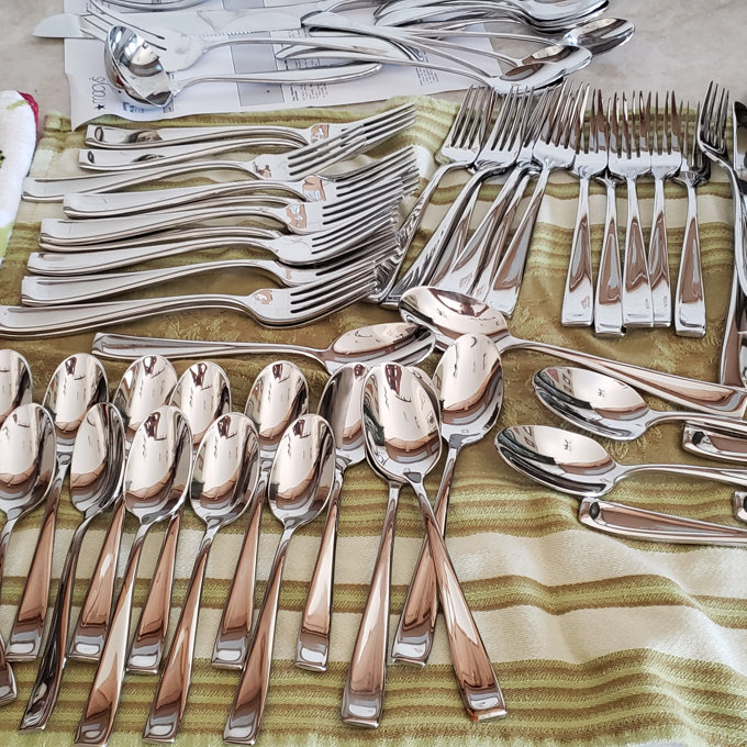 Oneida 65 Piece Stainless Steel Flatware Set & Reviews | Wayfair